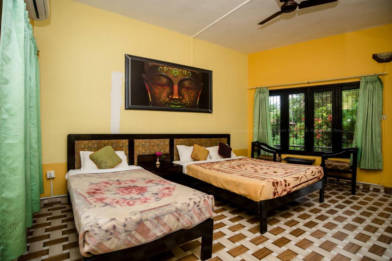 סאורהה Chitwan Adventure Resort מראה חיצוני תמונה